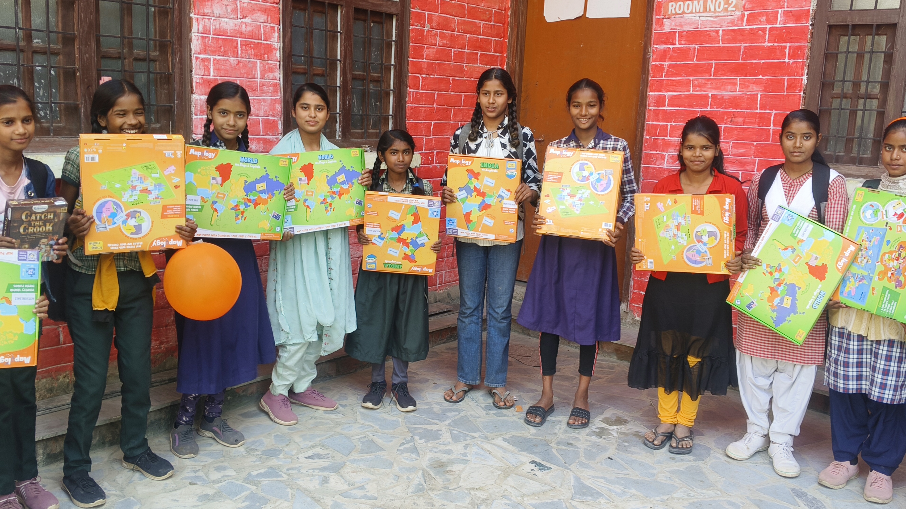 Learning & Games Kit Distribution